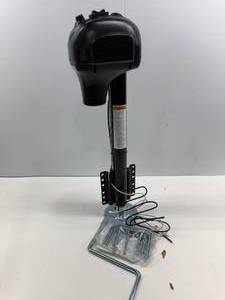 lot 100 image: QUICK PRODUCTS ELECTRIC TONGUE JACK