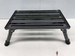 lot 105 image: RV SAFETY STEP