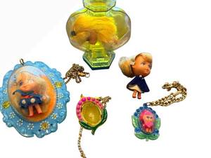 lot 29 image: Lucky Locket Kiddle Doll Charm Pendants - Tiny Vintage Figures (Lot of 5)