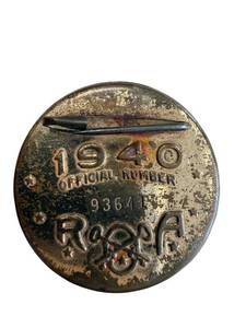 lot 56 image: Little Orphan Annie Decoder Pin