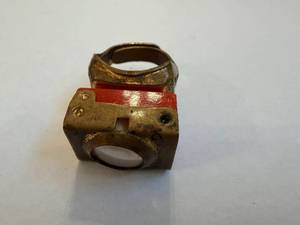 lot 135 image: Sky King Ring - Red Insert, Brass-toned Housing (1 Unit)