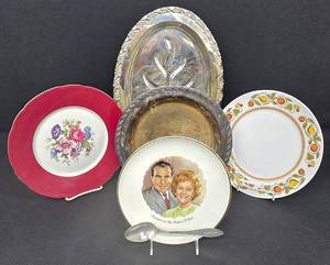 lot 155MP image: Franciscan Spring Flower 2060 WM Rogers & Son 10.75 in Footed Platter