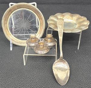 lot 161MP image: Vintage Sanborns Strad 925 Sterling Silver Plate w Glass Center & Mexico Sterling Plate and 3 Candle Holders