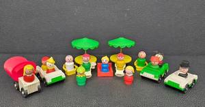 lot 164MP image: Vintage Fisher-Price Little People, Picnic Tables, 5 Chairs, Cars & Figures