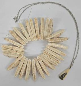 lot 178MP image: Ivory Howlite Dagger Bead Necklace With Ship Pendant, 17-Inch Silver-Tone Chain