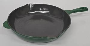 lot 194CH image: Le Creuset 23 cm Green Enameled Cast Iron Fry Pan - Made in France