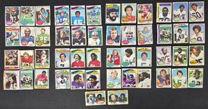 lot 287BL image: Topps NFL Football Cards 1977 Series (Lot of 50)