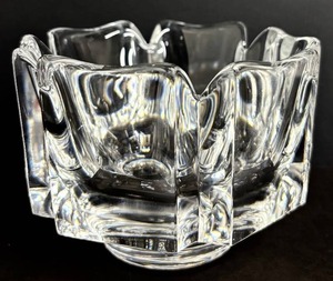 lot 118 image: Vintage Orrefors Corona Sweden Crystal Dish