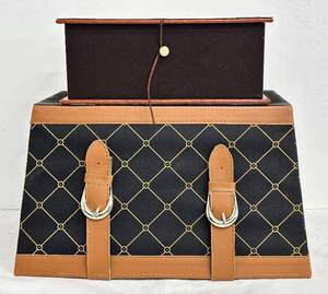 lot 141 image: Stylish Storage Bins  Totes