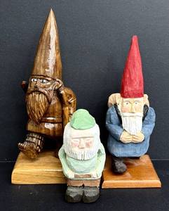 lot 150 image: JDC Hand-Carved Gnome Set - 3-Piece Wood Figurines