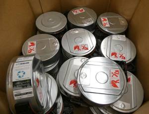 lot 30 image: gaylord pallet with 30 empty filament spools