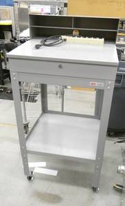lot 50 image: uline receiving desk