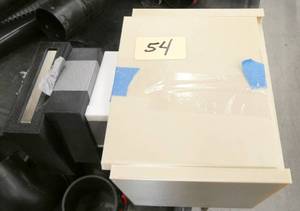 lot 54 image: Box of VERY STRONG magnets