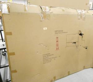 lot 68 image: New in box 72x48 Mobile whiteboard