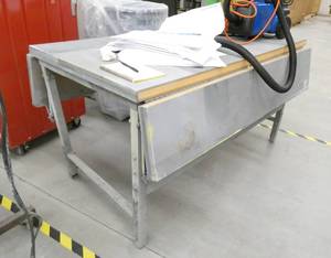 lot 133 image: work table with fold down sides