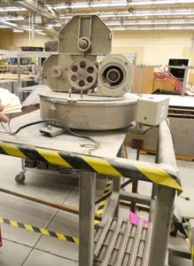 lot 138 image: K-tron twin screw feeder for parts, missing motor