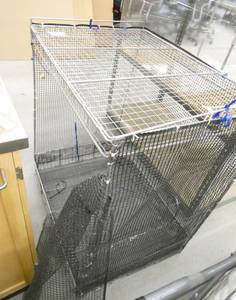 lot 240 image: Rabbit cage 25x34