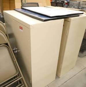 lot 242 image: Two cabinets and contents