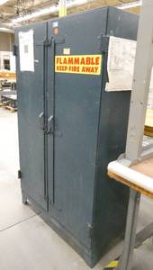 lot 277 image: Flammable cabinet