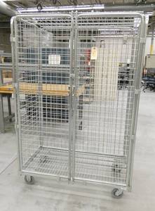 lot 279 image: wire cage 48x24x71