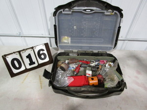lot 16 image: Rubbermaid Tool Box