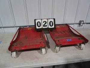 lot 20 image: Pair Auto Wheel Dollies