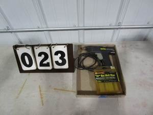 lot 23 image: Stanley Glue Gun