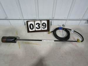 lot 39 image: Propane Torch