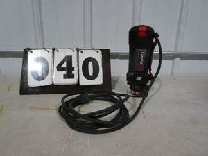 lot 40 image: RotoZip Cutting Tool