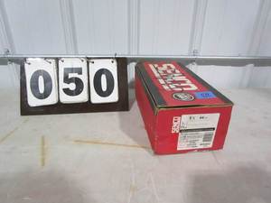 lot 50 image: Senco Galvanized 16 Gauge Staples