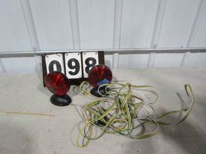lot 98 image: Magnetic Towing Lights