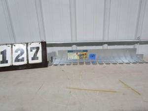 lot 127 image: Rockler F-Style Clamp Rack