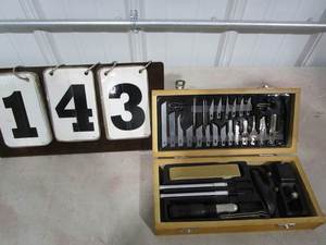 lot 143 image: Precision Hobby Knife Set