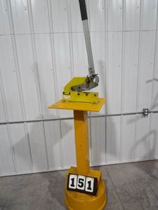 lot 151 image: Jegs Performance Products Metal Shear