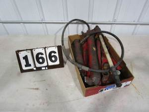 lot 166 image: Hydraulic Ram System