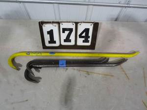 lot 174 image: Pry Bars