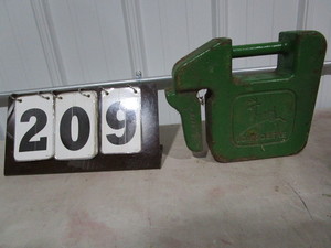 lot 209 image: John Deere Tractor Weight
