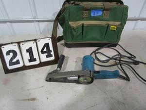 lot 214 image: Makita Belt Sander