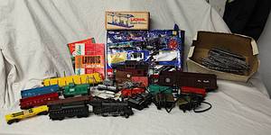 Big Ole Model Train Grab Box with Two Complete Engines and 3 Controllers. Read Descritpion