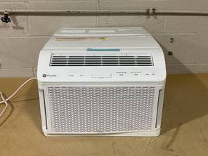 lot 54 image: GE Profile ClearView Ultra Quiet 8,300 BTU 115V Window Air Conditioner Cools 350 Sq. Ft. Quiet in White Model # AHTT08BCQ1 (Transit Damage, See Photos)