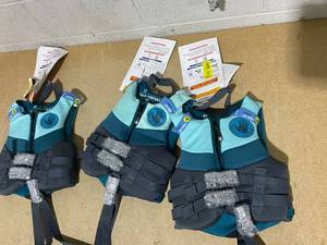 lot 261 image: LOT OF 3 Body Glove Childs Neoprene PFD Life Jacket and Vest, Boy, 33-55 lbs., Blue