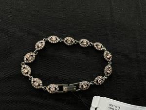 lot 119 image: Givenchy Womens Gold Bracelet With Crystals (Used, Needs Cleaning Tarnished)