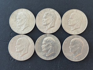 lot 6 image: Eisenhower Dollars