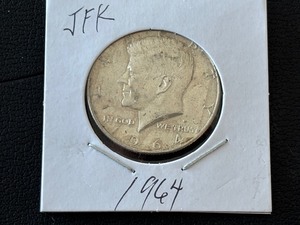 lot 31 image: 1964 Kennedy Half Dollar