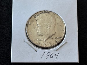 lot 32 image: 1964 Kennedy Half Dollar