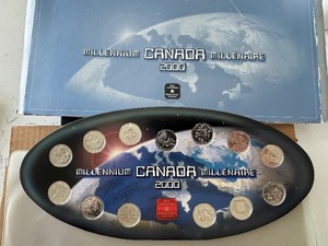 lot 61 image: 2000 Canada Millenium Set