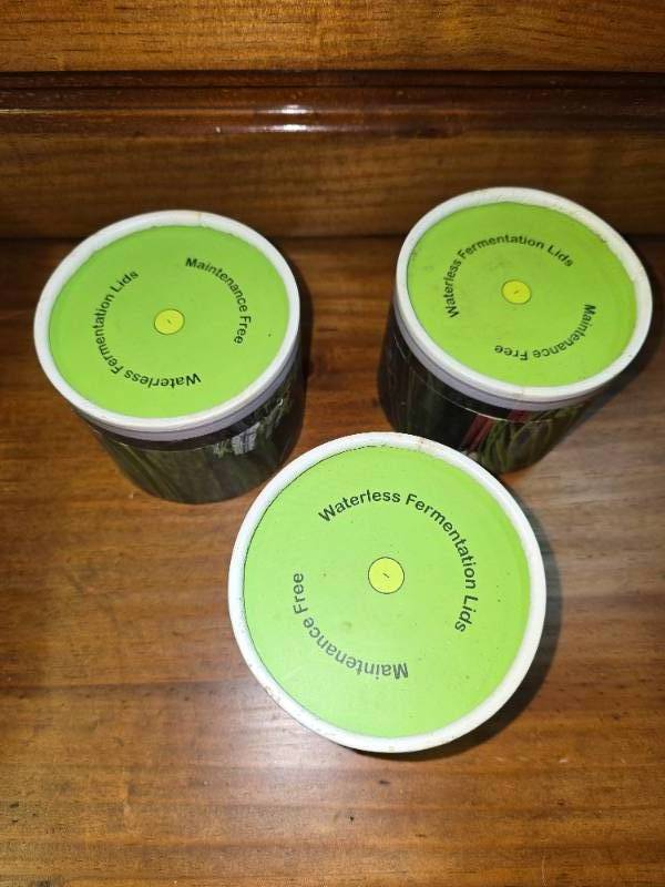 lot 37 image: Fermentation Nipples