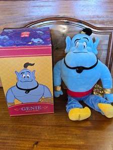 lot 4 image: NIB Scentsy Buddy, Genie from Aladdin