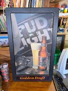 lot 89 image: Bud Light Hanging