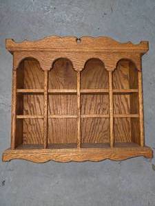 lot 60 image: Beautiful Shelf